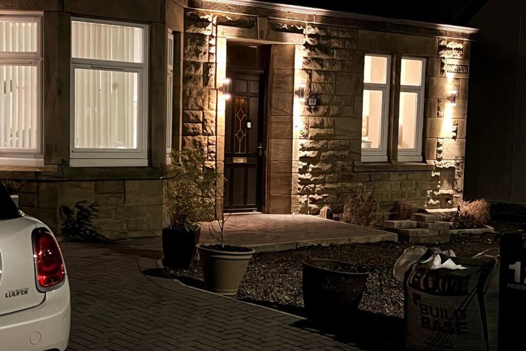 Luxury 2 Bedroom Cottage West Calder Esterno foto