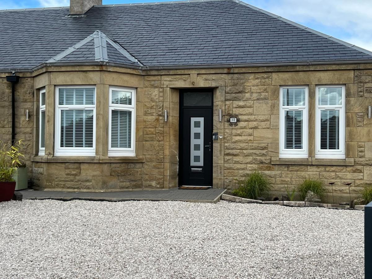 Luxury 2 Bedroom Cottage West Calder Esterno foto