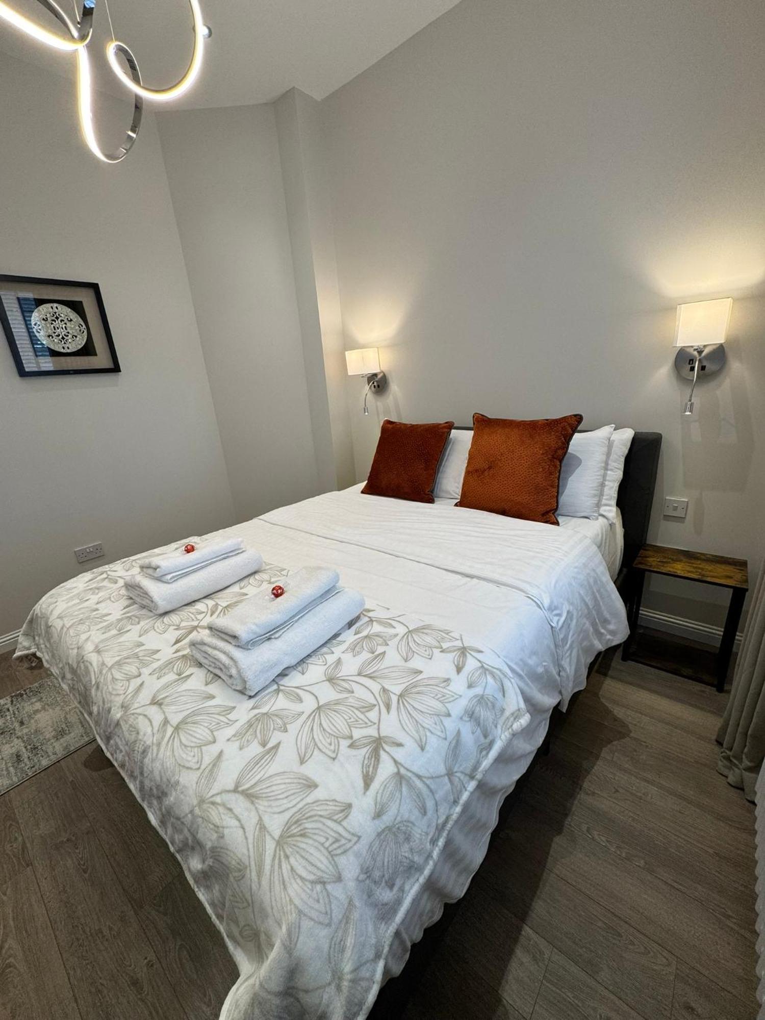 Luxury 2 Bedroom Cottage West Calder Esterno foto