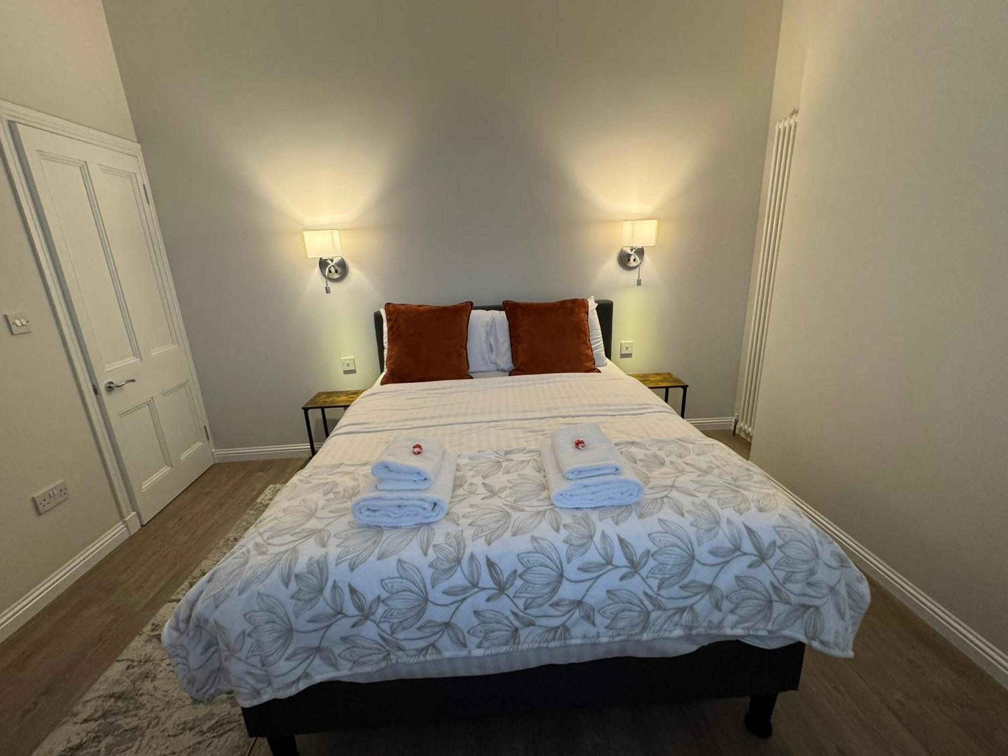 Luxury 2 Bedroom Cottage West Calder Esterno foto