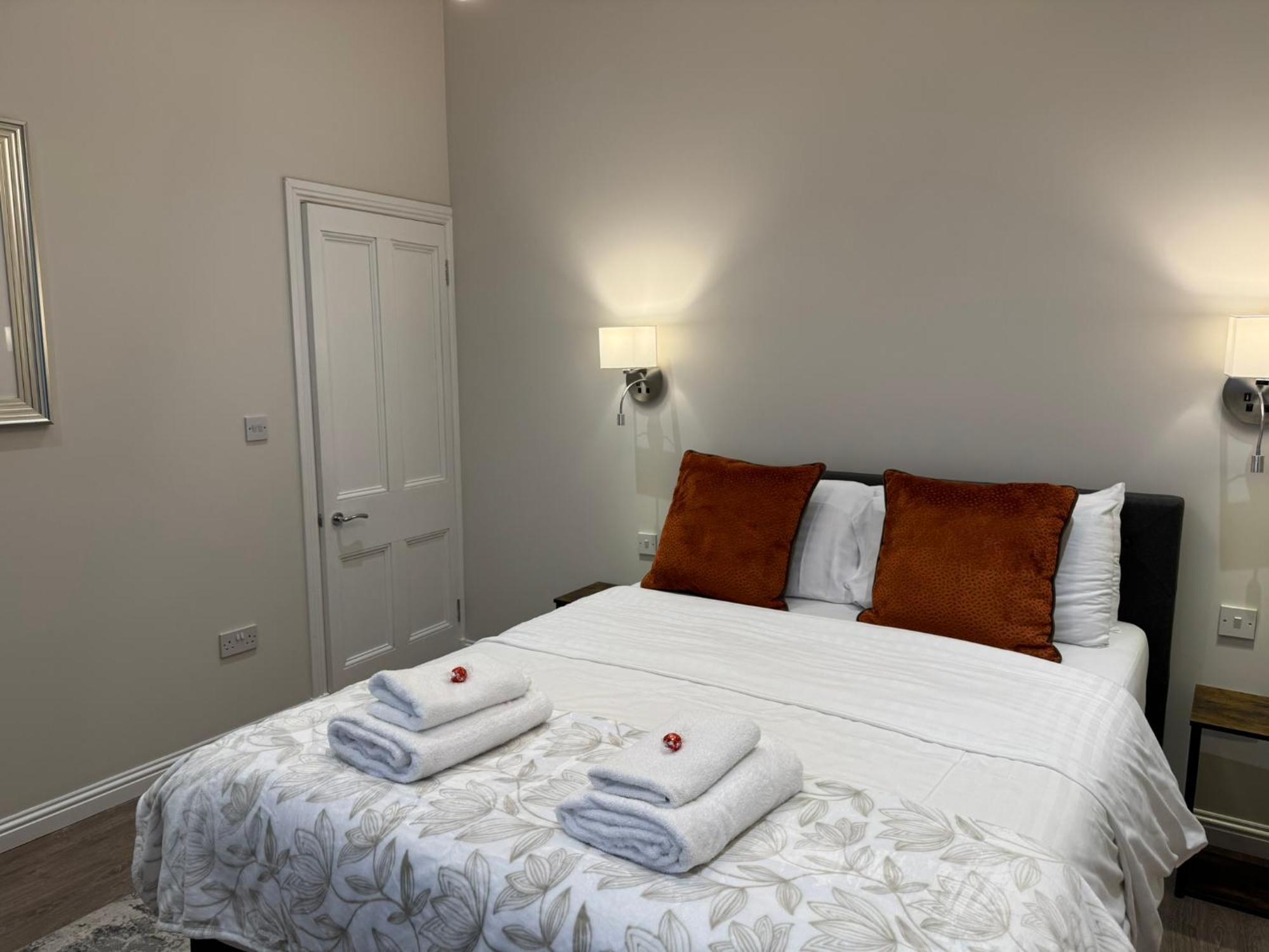 Luxury 2 Bedroom Cottage West Calder Esterno foto